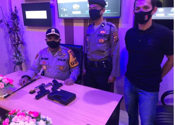 2 Oknum Anggota Polda Babel Curi 7 Pucuk Senpi, 3 di Antaranya Dijual Rp45 Juta