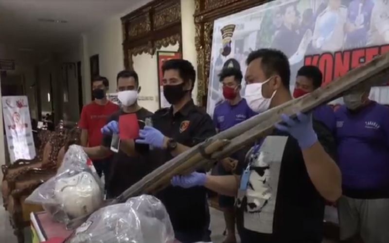 Tak Terima Diejek di Medsos, 7 Anggota Ormas Aniaya Pemuda di Semarang