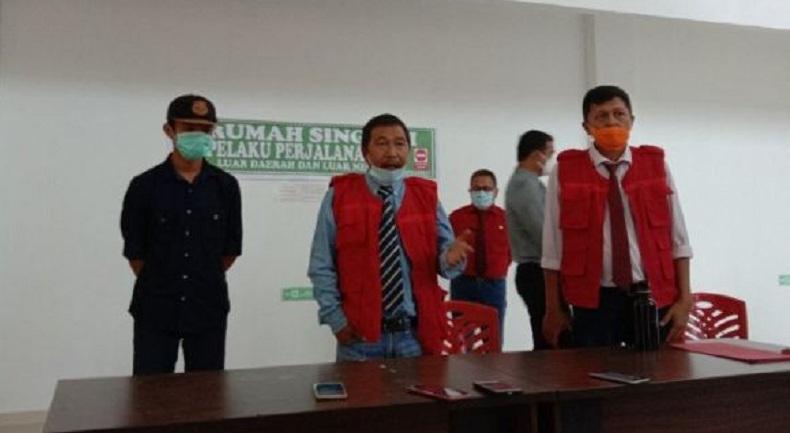 Bupati Minahasa Tenggara James Sumendap Karantina Pelaku Perjalanan dari Manado