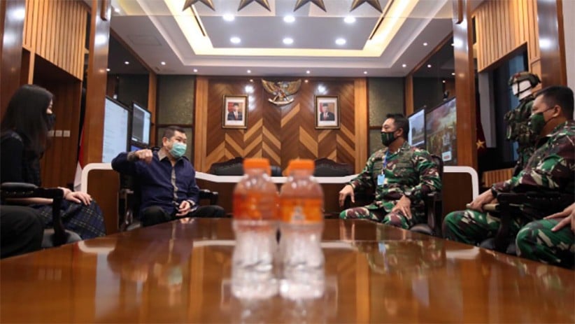 MNC Peduli Serahkan 30.000 APD untuk Bantu Tenaga Medis RSAD Melawan Covid-19 - Bagian 3