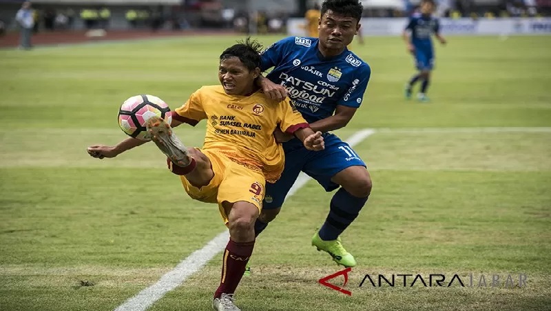 Hikmah Liga 1 2020 Ditunda, Pemain Persib Bisa Ngabuburit sambil Tadarusan