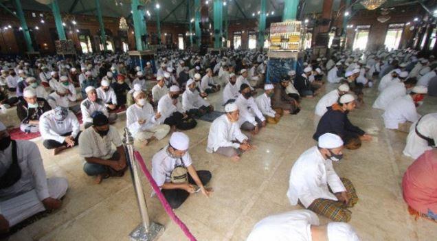 PWNU Kalsel Imbau Warga Salat Gaib untuk KH Ahmad Zuhdiannoor