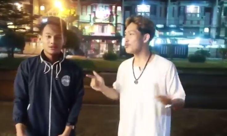 Warga Bandung Kecam Aksi Prank Youtuber Ferdian Paleka yang Bagikan Bantuan Isi Sampah