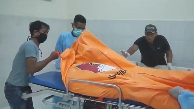 title Mantan TKW di Situbondo Tewas dalam Rumah, Ada Luka Benda Tajam di Kepala Mantan TKW di Situbondo Tewas dalam Rumah, Ada Luka Benda Tajam di Kepala