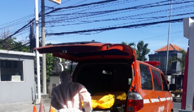 Meninggal di Hotel, Bule Australia Dievakuasi Protokol Covid-19