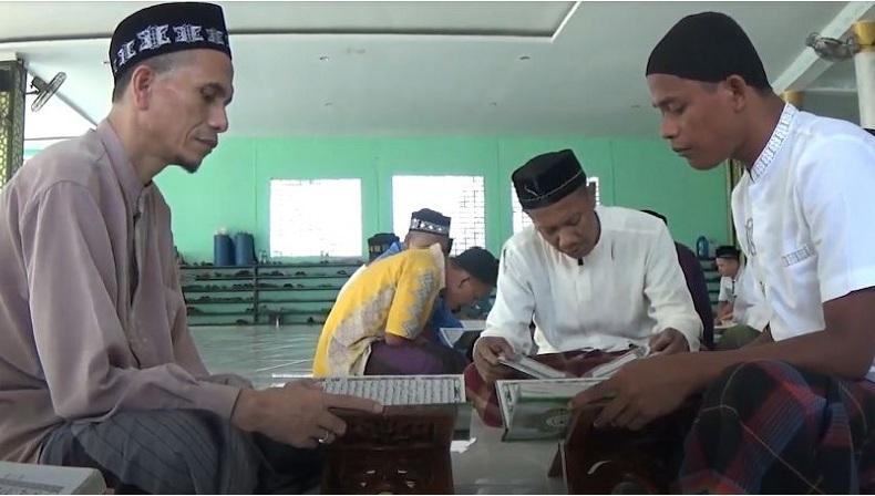 Napi Narkoba yang Divonis Seumur Hidup Ini Jadi Guru Ngaji di Lapas Tanjung Gusta