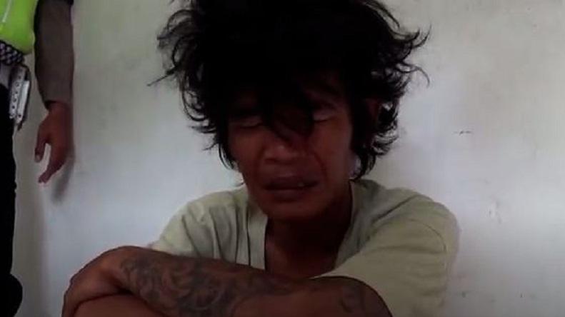 title Palak Bocah Rp2.000, Preman Bertato di Medan Menangis Ditangkap Polisi Palak Bocah Rp2.000, Preman Bertato di Medan Menangis Ditangkap Polisi
