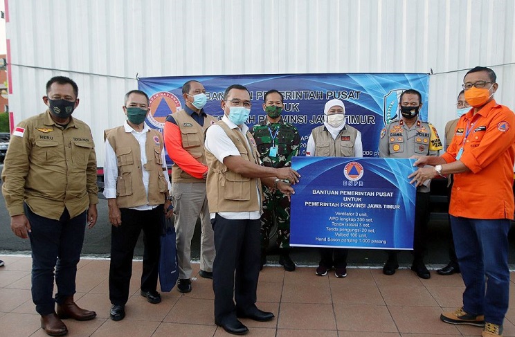 title BNPB Bantu Alat Medis untuk Rumah Sakit Darurat Covid-19 di Jatim BNPB Bantu Alat Medis untuk Rumah Sakit Darurat Covid-19 di Jatim