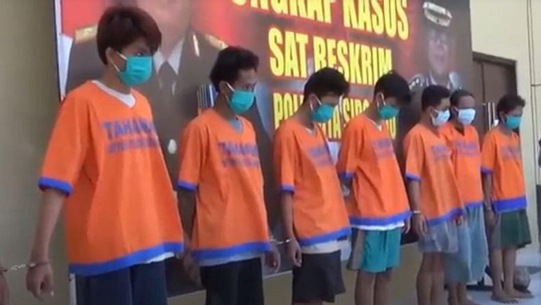 7 dari 8 Begal Sadis di Sidoarjo Ditangkap, Keroyok Korban sebelum Bawa Lari Sepeda Motor