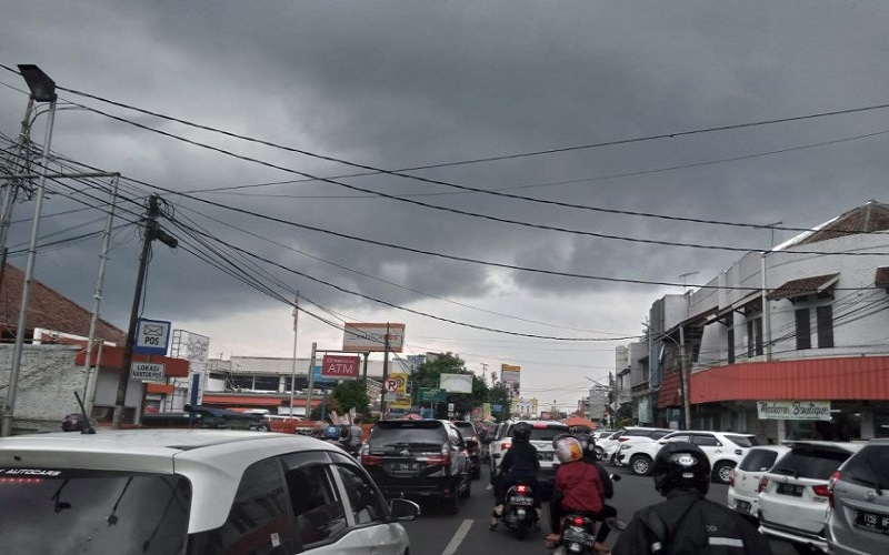 Pemkot Sukabumi Larang Kendaraan Masuk Jalan Ahmad Yani Warga Diminta Jalan Kaki