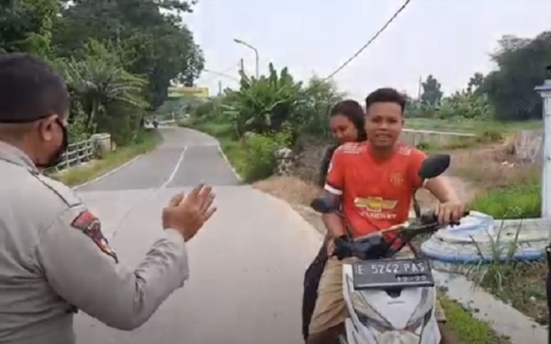 PSBB Hari ke-4 di Majalengka, Warga Indramayu yang Lewat Masih Nekat Tak Bermasker