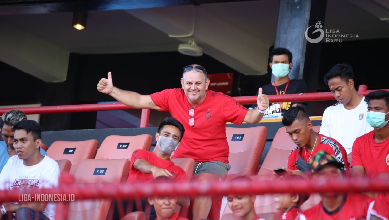 Curhat Fans Bule Bali United Rindu Atmosfer Stadion I Wayan Dipta