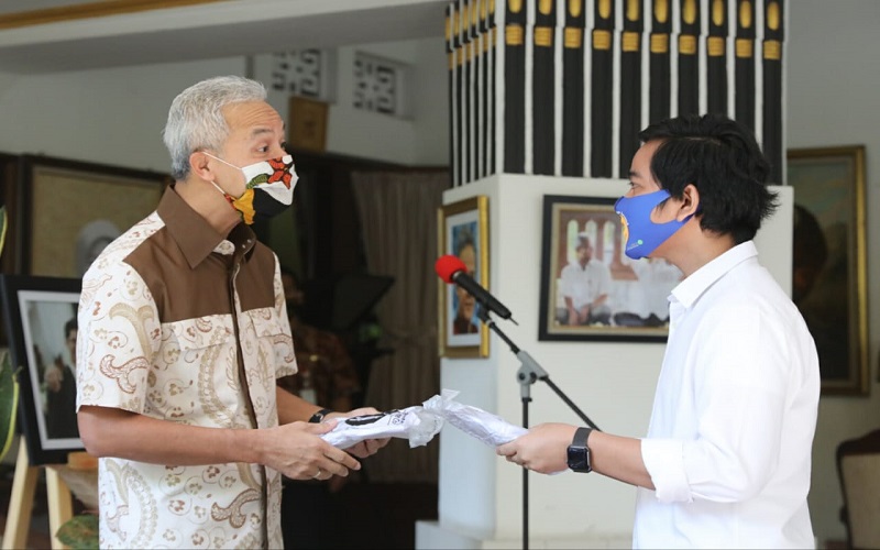 Ditanya Tudingan FPI Soal Kerumunan saat Gibran Daftar ke KPU, Ganjar: Namanya Juga Isu