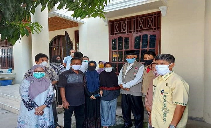 Wali Kota Padang Mahyeldi Bersyukur 1 Keluarga Positif Covid-19 di Sawahan Sembuh