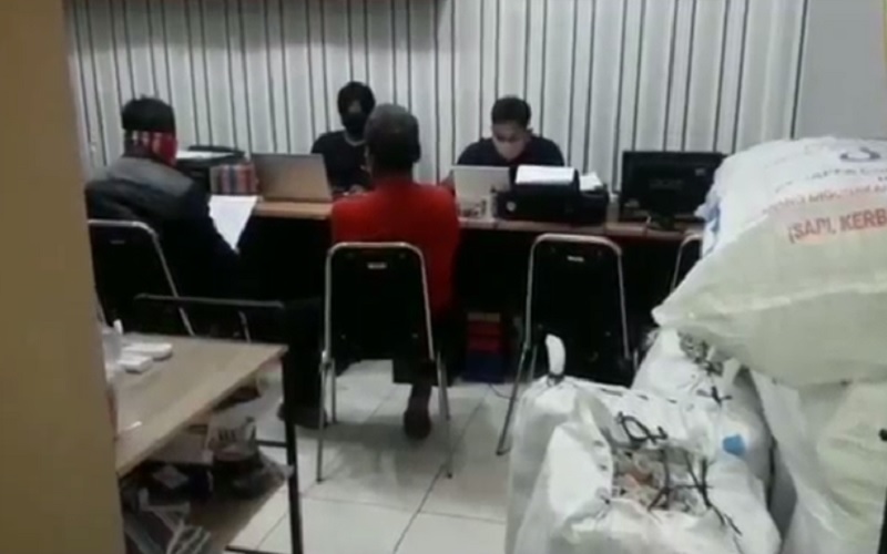 Polresta Banyumas Gagalkan Transaksi Jual Beli 9 Karung Petasan Besar