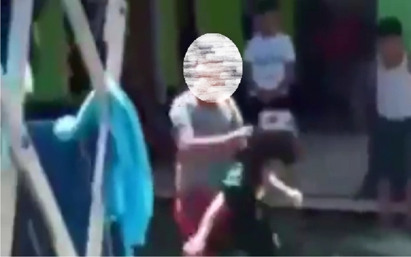 Video Viral Anak-Anak di Semarang Adu Jotos Direkam Orang Dewasa