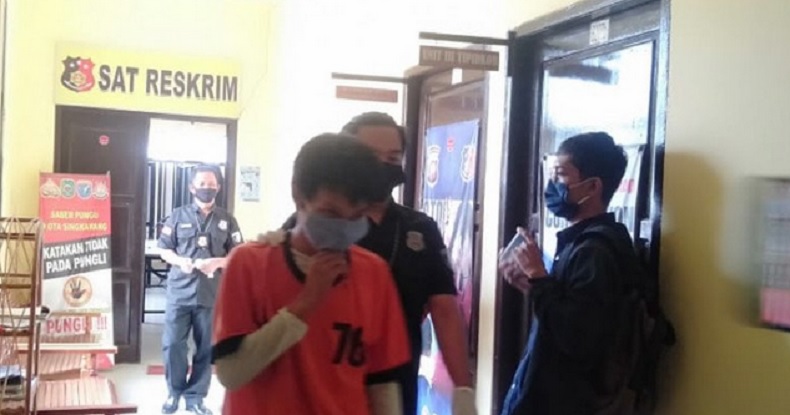 Sebar Foto dan Video Mesum Mantan Istri, Pria di Singkawang Ditangkap Polisi