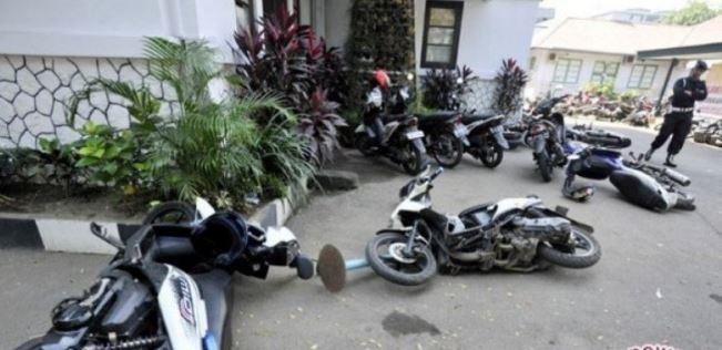 Tak Dapat Dana Bansos, Sejumlah Warga Aceh Selatan Mengamuk dan Rusak Kantor Desa