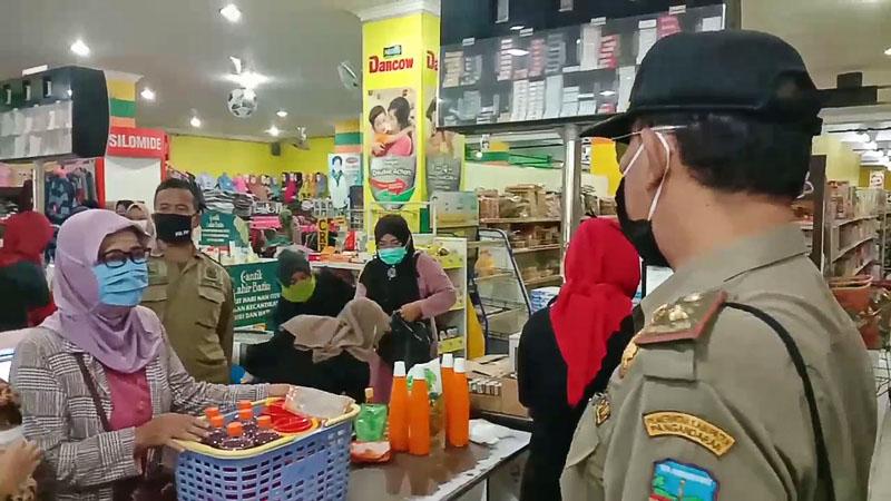 Bupati Pangandaran Ancam Cabut Izin Pasar Modern, yang Tak Patuhi Aturan PSBB