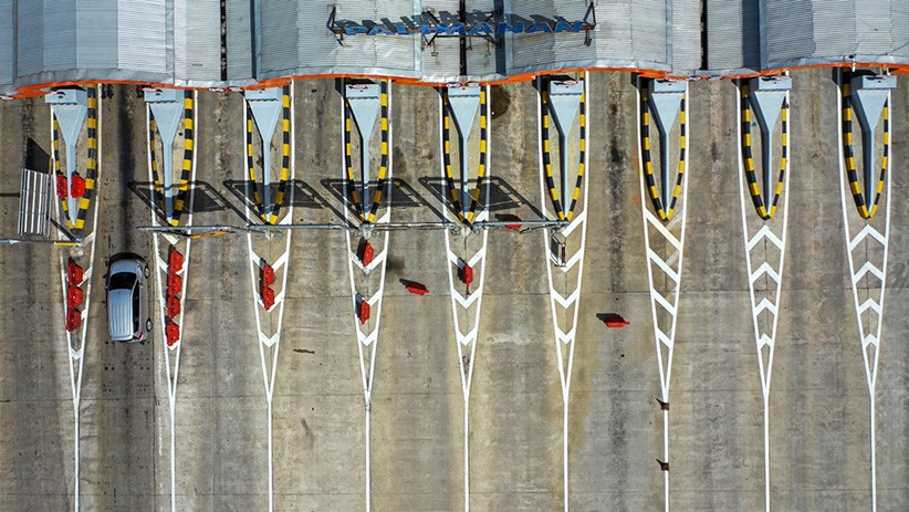 Penampakan dari Udara Lalu Lintas Tol Cipali Sepi Pemudik - Bagian 3