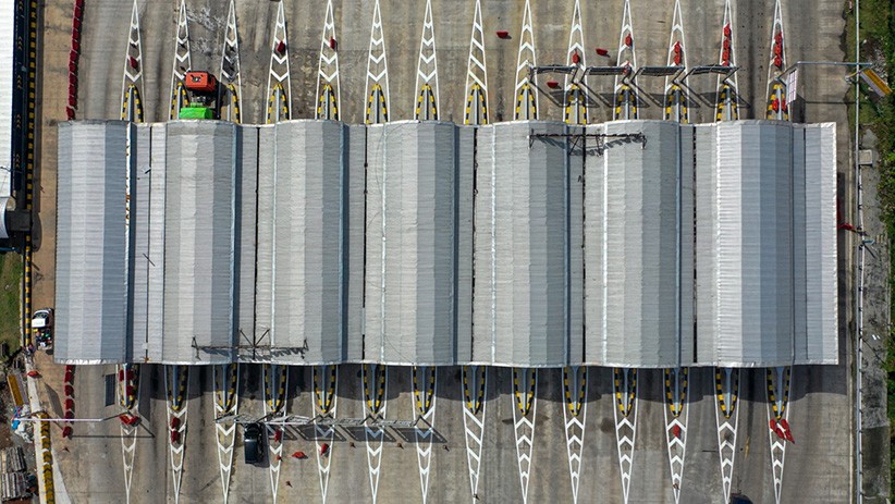 Penampakan dari Udara Lalu Lintas Tol Cipali Sepi Pemudik - Bagian 4