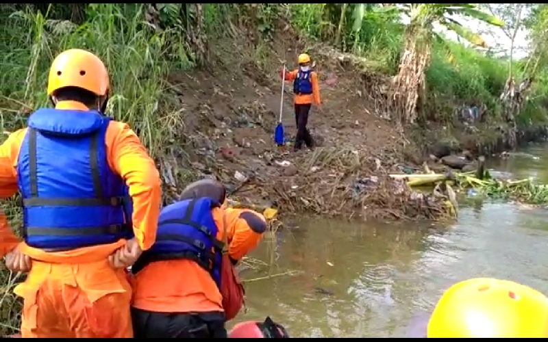 Togel Orang Mati Hanyut Di Sungai
, Remaja 12 Tahun Yang Hilang Di Sungai Deli Ditemukan Meninggal Dunia Bagian 1