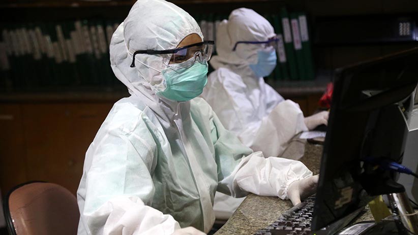 Potret Tenaga Medis Ajak Masyarakat Siap Jalani Skenario New Normal - Bagian 6