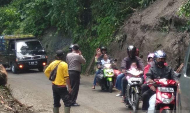 Sempat Putus akibat Longsor, Kini Jalur Utama Cianjur Selatan Bisa Dilewati Pengendara