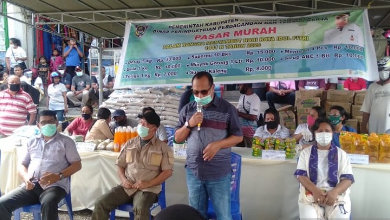 Pemkab Saumlakki Gelar Pasar Murah, 700 Paket Kebutuhan Pokok Ludes  Beberapa Jam