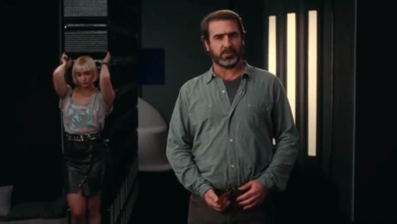 Eric Cantona (kanan) saat beraksi dalam sebuah film. (Foto: Pinterest)