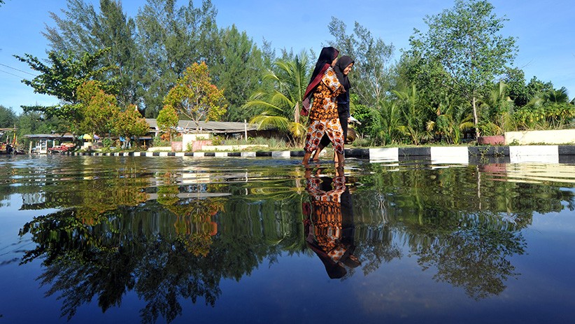 Banjir Rob Rendam Permukiman Warga di Padang Pariaman - Bagian 2