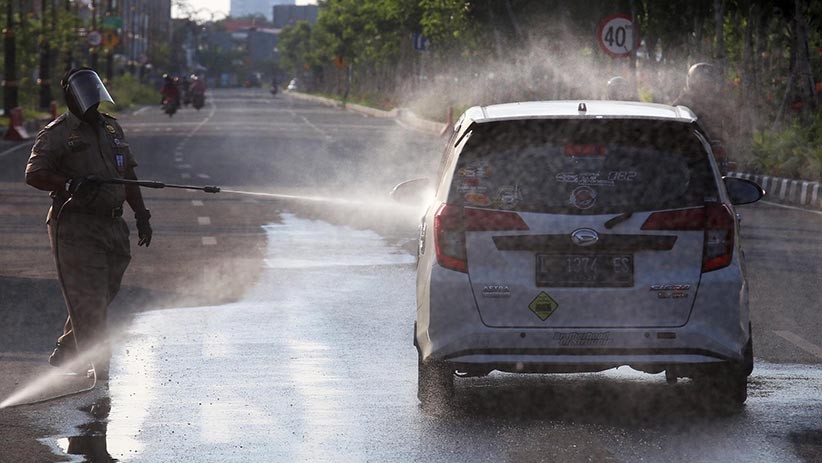 Penyebaran Covid-19 Tinggi, PSBB Surabaya Raya Diperpanjang - Bagian 2