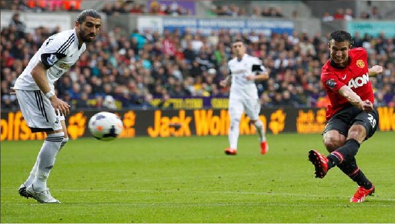 Robin van Persie saat memperkuat Manchester United (foto: Twitter)