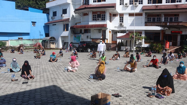 title 8 Pasien Positif di Jayapura Pulang Kampung, Satgas Covid-19 Bingung Cara Mereka Kabur 8 Pasien Positif di Jayapura Pulang Kampung, Satgas Covid-19 Bingung Cara Mereka Kabur