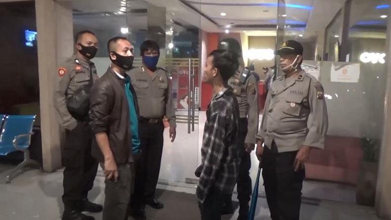 Kekasih Bersama Pria Lain di Hotel, Pemuda di Medan Ngamuk Bawa Stik Baseball