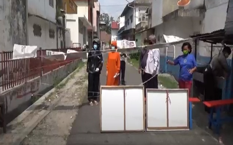 Suami Istri di Pematangsiantar PDP Covid-19, Warga Blokir Jalan Kompleks Perumahan