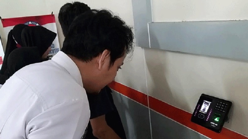 Antisipasi Corona, Absen ASN di Maros Pakai Alat Deteksi Wajah