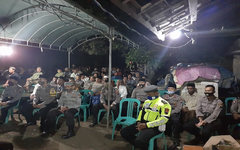 Pascakecelakaan Eks Kapolsek Gunem, 10 Polisi Tahlilan di Rumah Korban