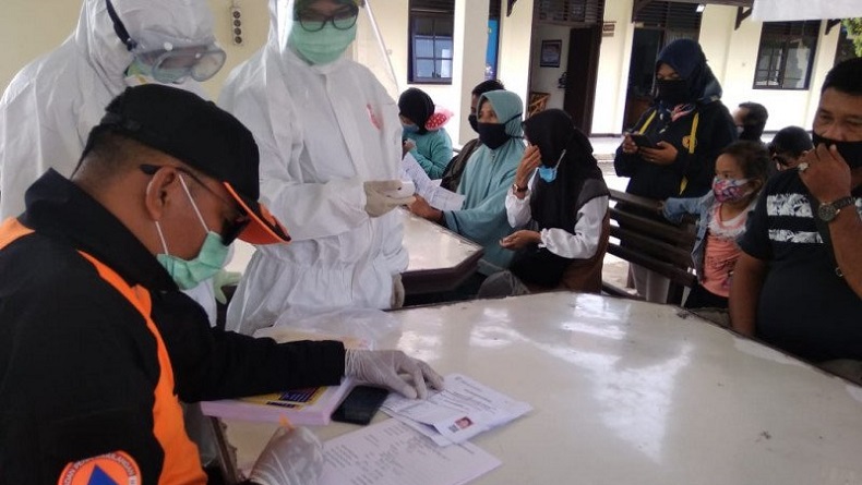 264 Pekerja Migran Pulang dari Malaysia Rapid Test di Perbatasan