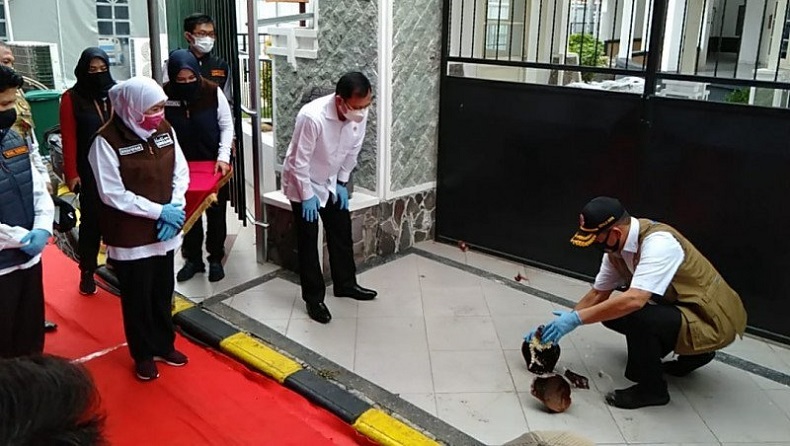 Kepala BNPB Doni Monardo Resmikan RS Lapangan di Surabaya