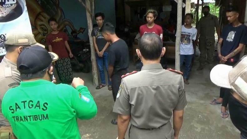 Tak Pakai Masker di Tuban, Siap-Siap Dihukum Menghafalkan Pancasila