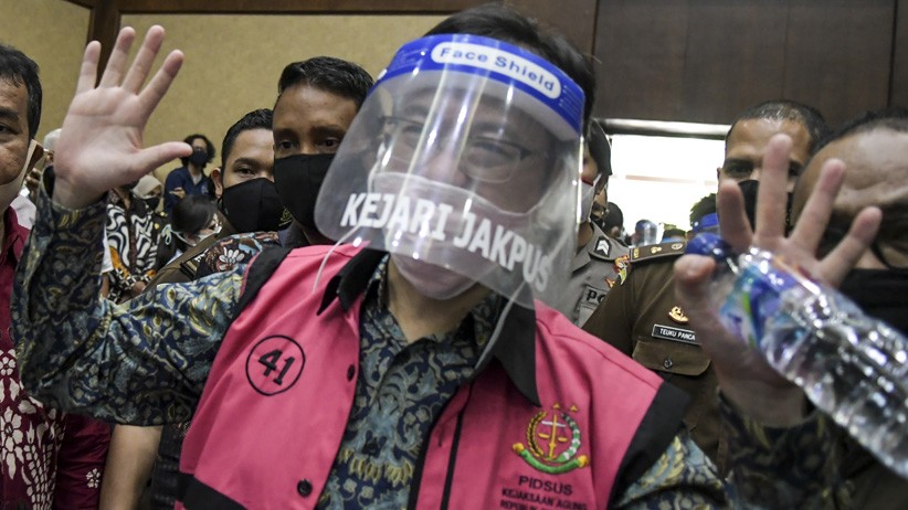 Kasus Jiwasraya, Benny Tjokro dan 5 Terdakwa Jalani Sidang Perdana - Bagian 1