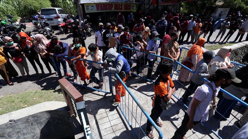 BIN Gencarkan Tes Covid-19 Massal di Surabaya - Bagian 4