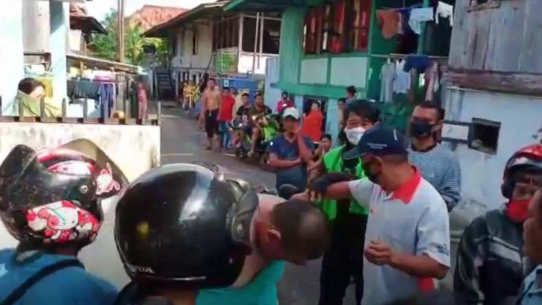 Kabur Tabrak Tukang  Ojek, Jambret di Palembang Babak Belur Dihajar Warga