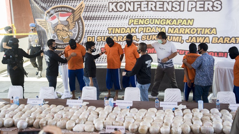 Penampakan 402 Kg Sabu Hasil Tangkapan Tim Satgasus Merah Putih Polri - Bagian 2