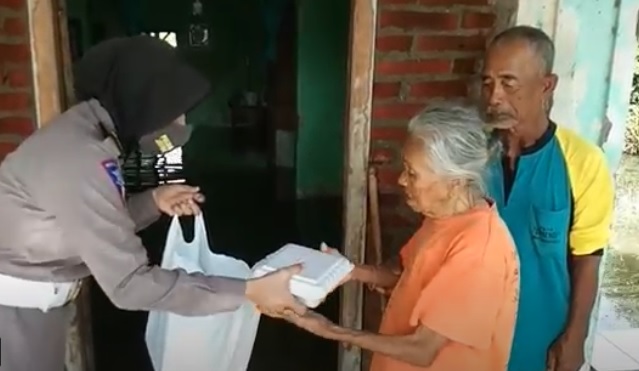 Warga Korban Banjir Rob di Pekalongan Kelaparan Tak Bisa Beraktivitas