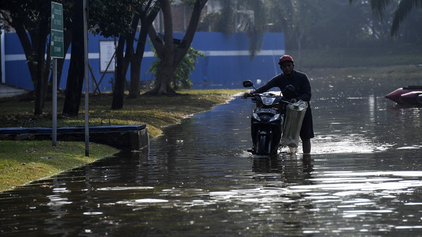 BMKG Minta Waspada Potensi Banjir Rob Di Pesisir Utara Dan Selatan Jawa ...