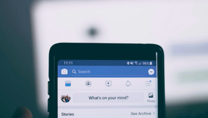 Facebook Segera Hadirkan Dark Mode ke Ponsel Android