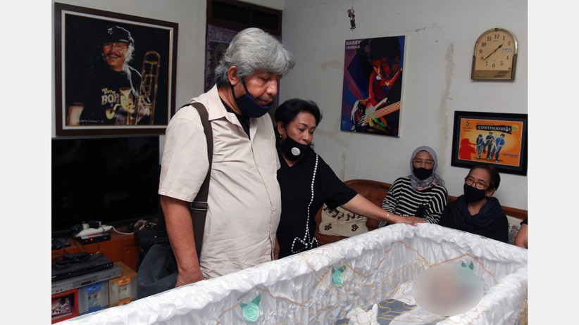 Musisi Legendaris Benny Likumahuwa Wafat - Bagian 2