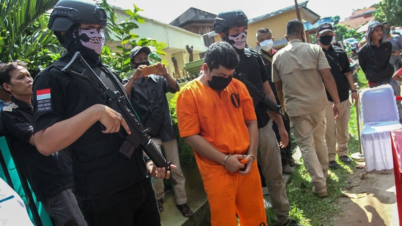 Bandar Narkoba Simpan 24 Kg Sabu di Dalam Mobil Parkir - Bagian 2